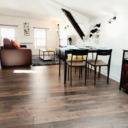 Apartamento Cosy Dans Le Centre Historique Wifi Angulema